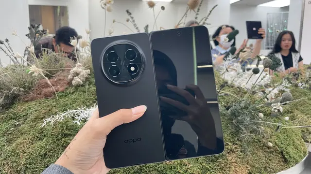 HP Lipat 2025: Perang Sengit Samsung vs Oppo!