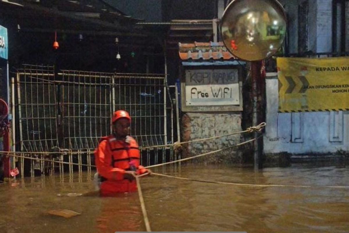 Banjir Jakarta Selatan: 29 RT Petogogan Terendam, BPBD Siaga