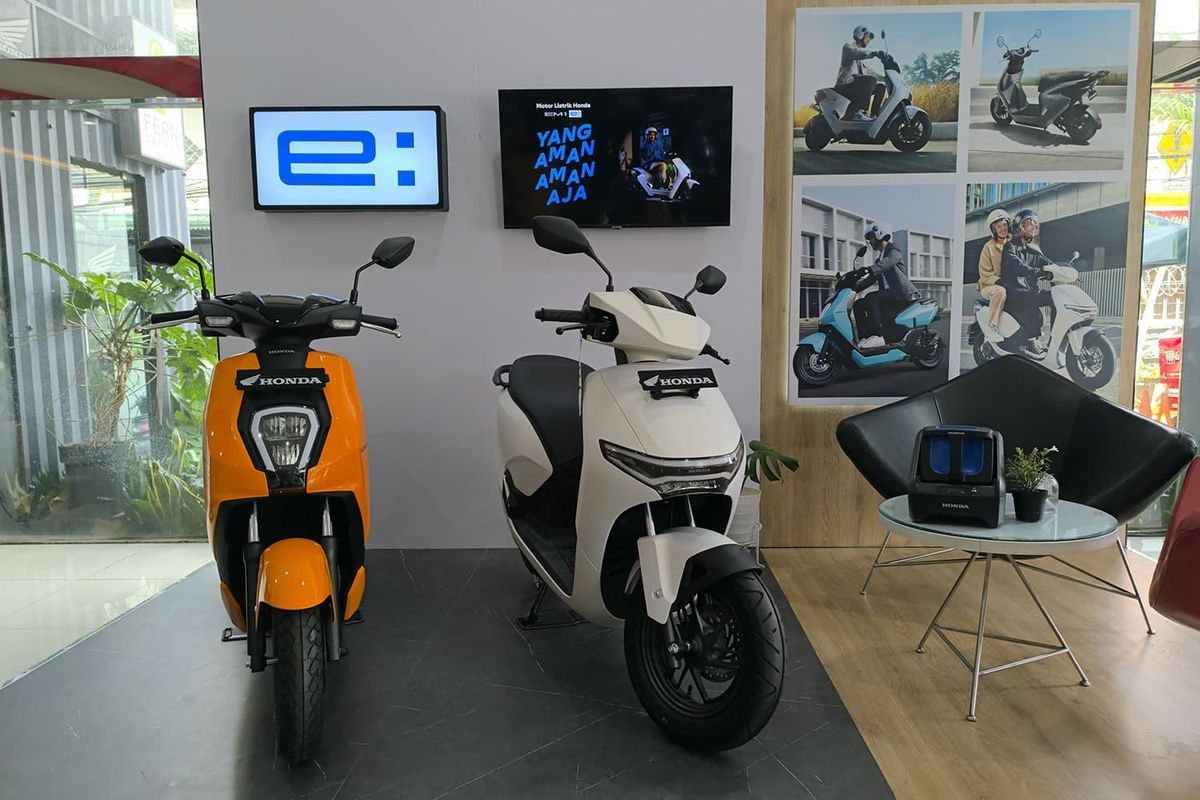 Motor Listrik Indonesia: Tembus 15.000 Unit Tahun 2025?