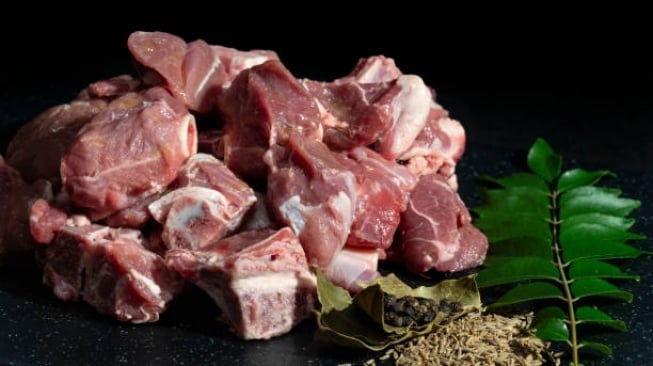 Rahasia Daging Kambing Empuk & Wangi: 5 Bahan Ampuh Hilangkan Prengus