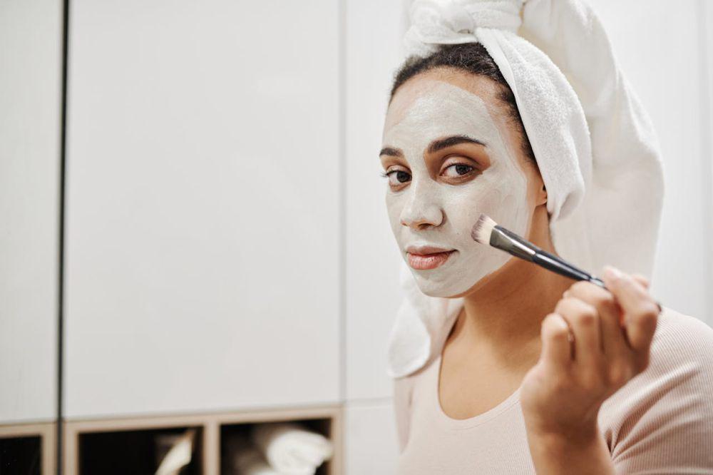 Rahasia Kulit Kencang: 5 Masker Wajah Alami Ampuh