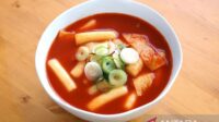 Rahasia Makan Kenyang Tanpa Kalori Berlebih: Pedas Bantu Kontrol Porsi