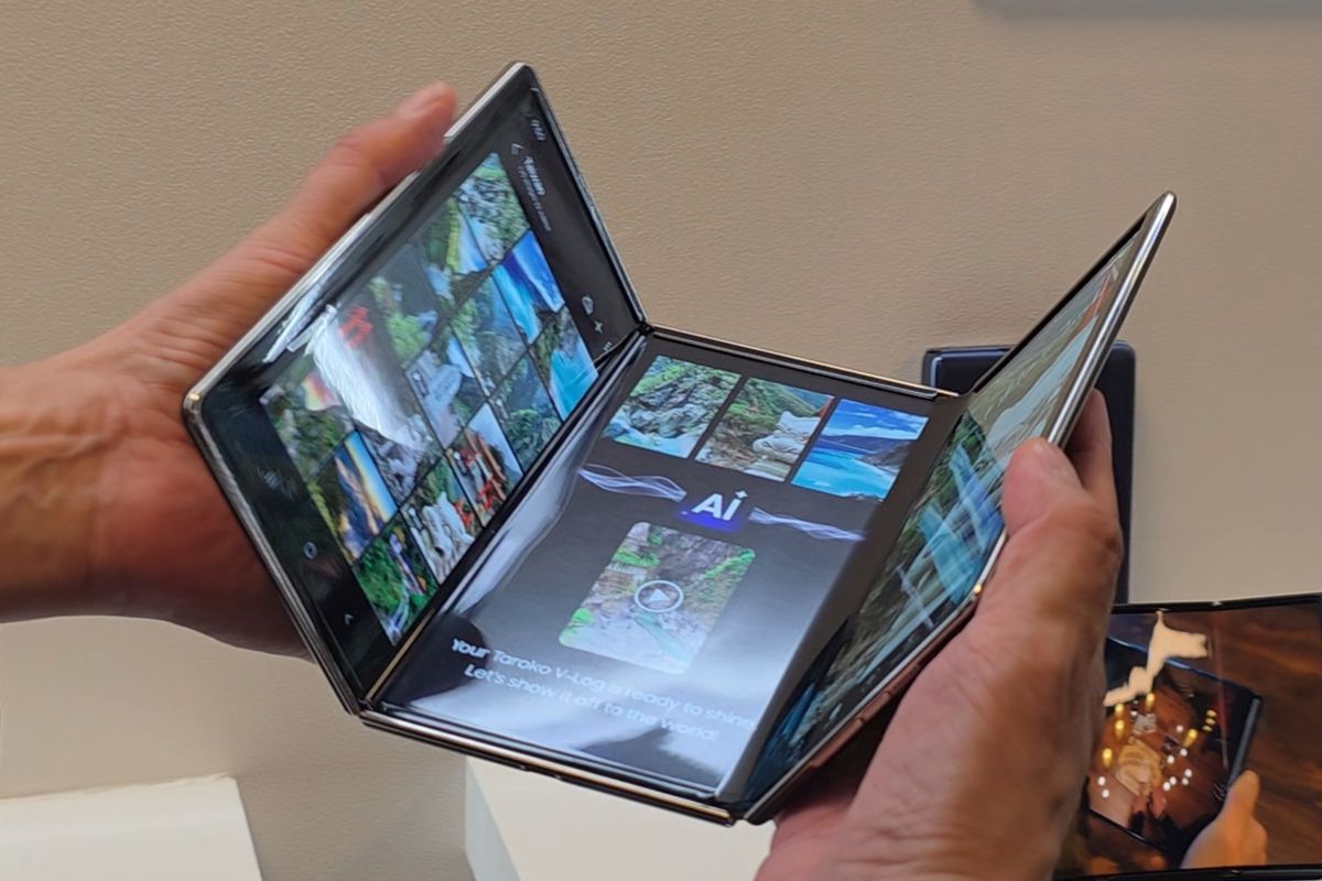Samsung Galaxy Z Fold7: HP Lipat Tiga Segera Meluncur?