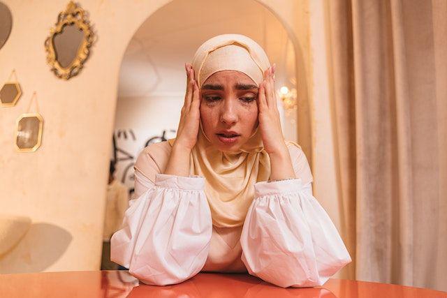 Tes Ketahanan Mental: Seberapa Hebat Kamu Berpura-pura Baik?